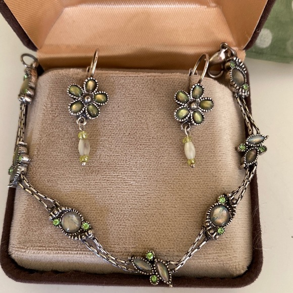 Handmade Silver Bracelet & Earrings Green & Opalescent oval round Gemstones Set - Picture 2 of 13